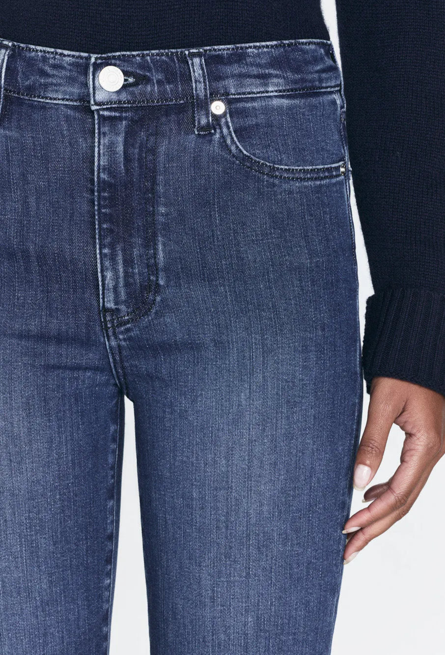 FRAME Le Sleek Straight
in Thunderstorm