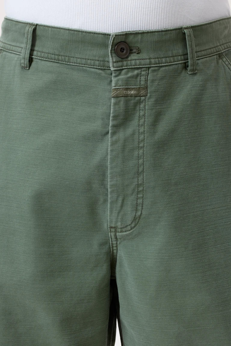 CLOSED Men’s Cargo Shorts in Ranger Green