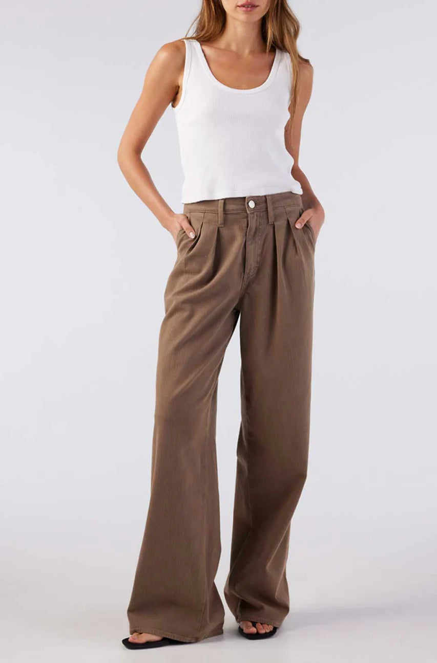 AMO Sheryl Trouser in Coffee