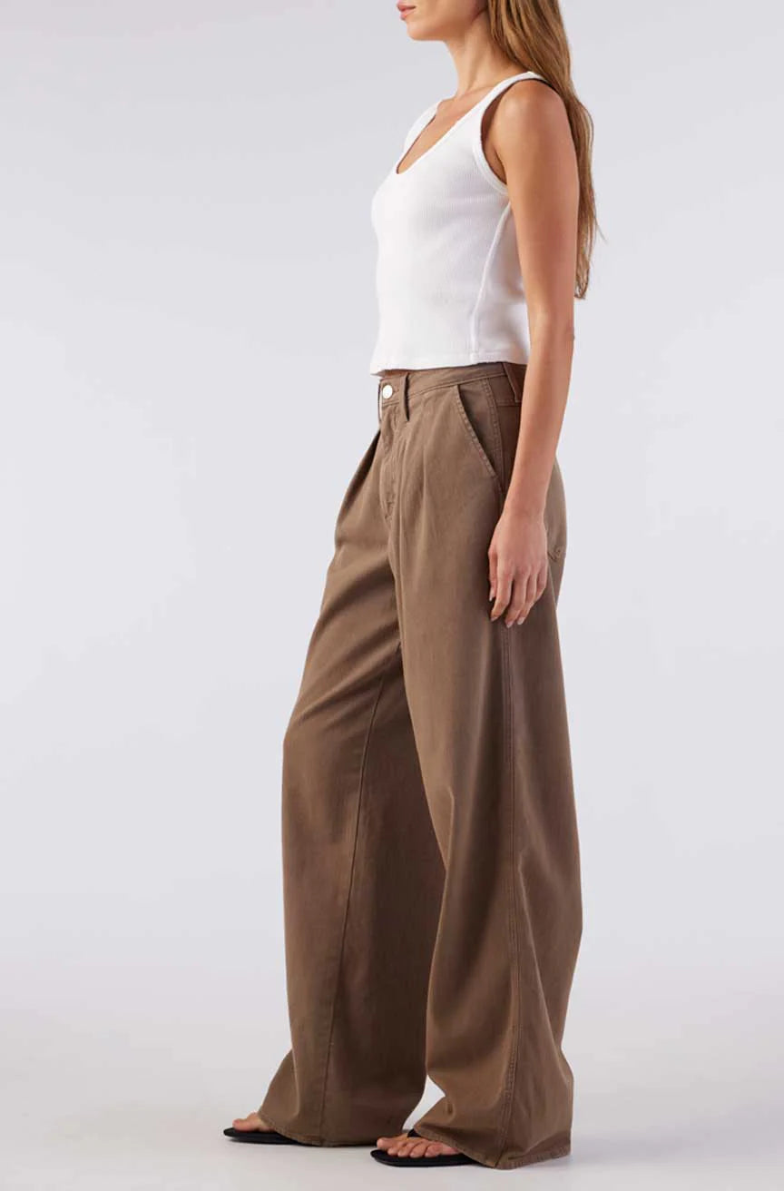 AMO Sheryl Trouser in Coffee