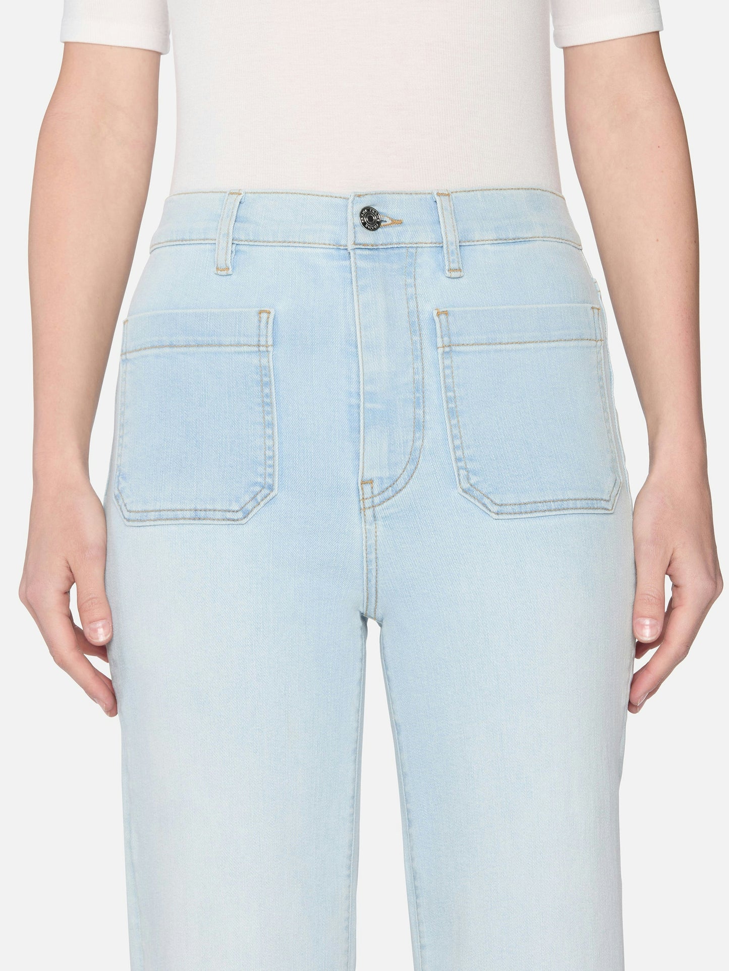 FRAME The Anchor Pant
in Float Raw Fray